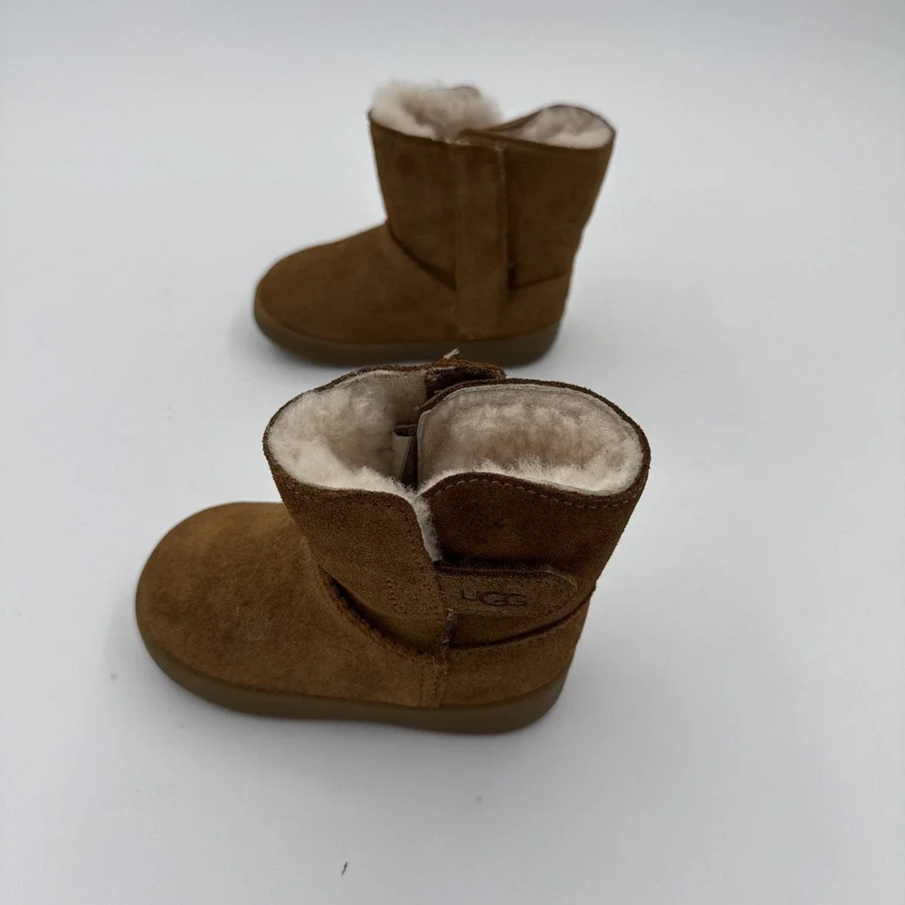 UGG Keelan Classic Brown Suede Baby Bootie Hook & Loop US 04/05 M